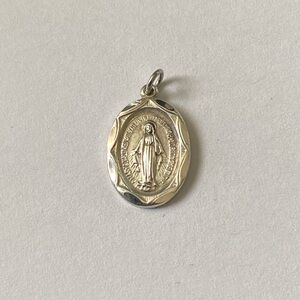 Vintage Chapel Sterling Silver Virgin Mary Religious Medal Pendant